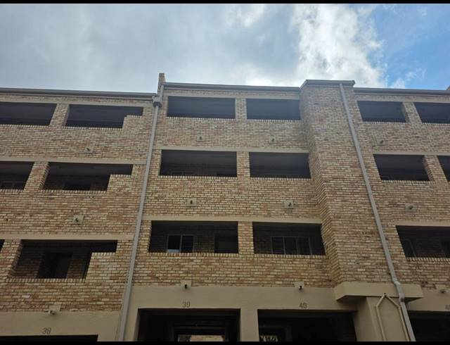 2 BEDROOM APARTMENT FOR SALE IN WILRO PARK